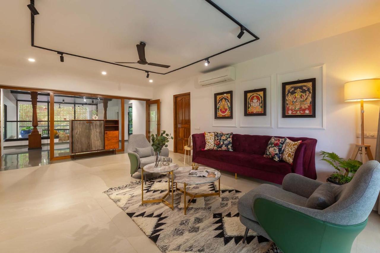 Villa Sereno By Stayvista - An Elegant And Entertaining Retreat Featuring A Swimming Pool, Outdoor Jacuzzi, Modern Interiors, And A Snooker Table Alībāg Exterior photo