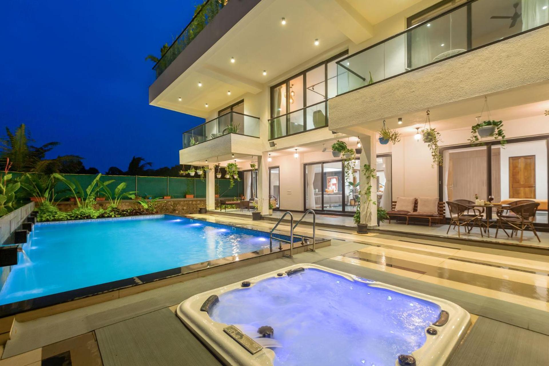 Villa Sereno By Stayvista - An Elegant And Entertaining Retreat Featuring A Swimming Pool, Outdoor Jacuzzi, Modern Interiors, And A Snooker Table Alībāg Exterior photo